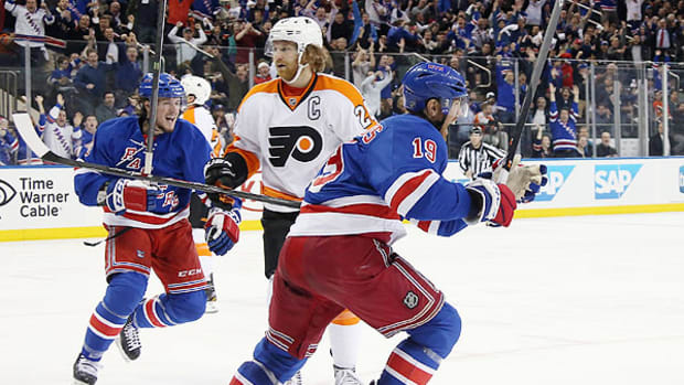 2014-nhl-playoffs-rangers-flyers-game-5.jpg